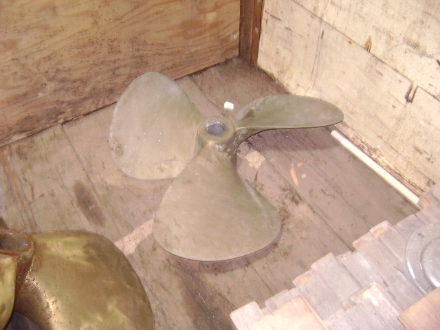Pair of 38 x 36 Bronze Propellers for Sale